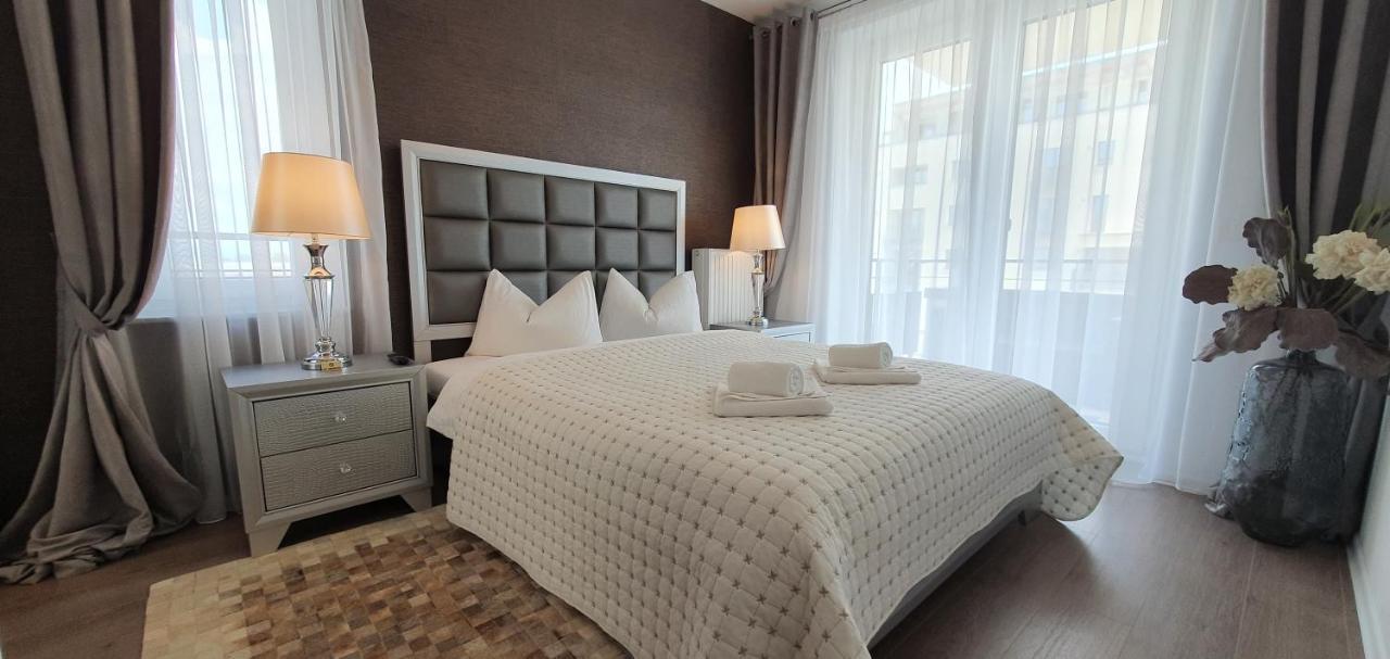 Royal Apartment Брашов Екстериор снимка