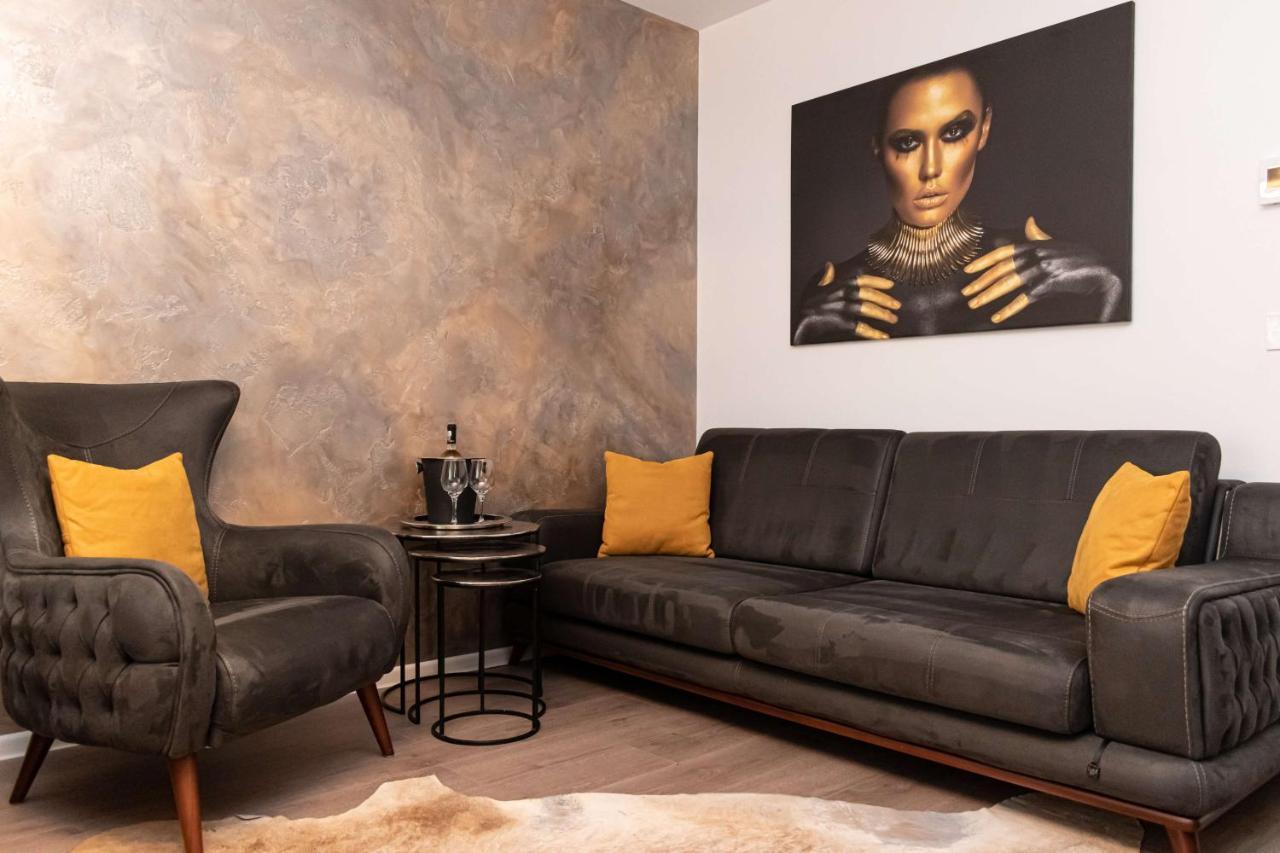 Royal Apartment Брашов Екстериор снимка